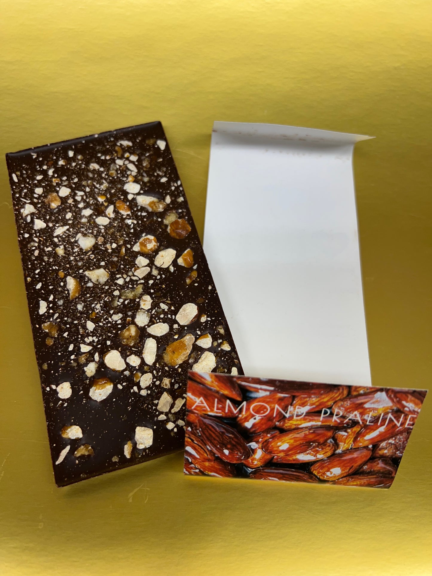 70% Almond Praline bar