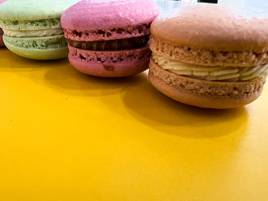 Macrons